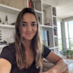 Meet your Posher, Manuela